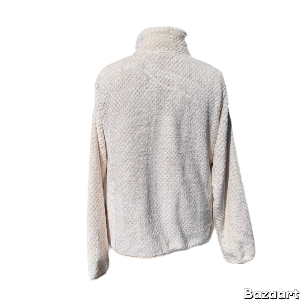 Elegant White-Cream Teddy Jacket - Picture 3 of 11
